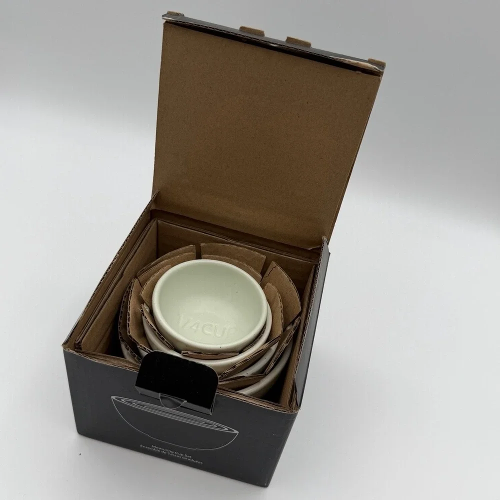 Greg Natale‎ Ceramic Measuring Cup Set of 4 Sage Green New in Box